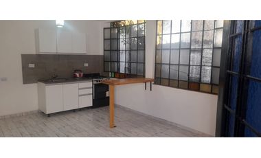 IMPECABLE CASA EN COMPLEJO HABITACIONAL. ALQUILER. ITUZAINGO NORTE