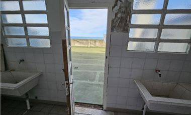 VENTA DEPARTAMENTO 2 AMBIENTES C/ DEPENDENCIA Y VISTA AL MAR