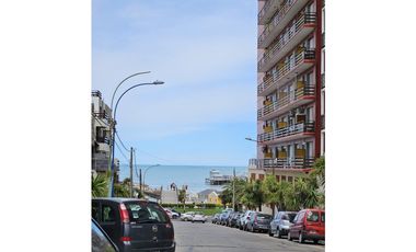 VENTA DEPARTAMENTO 2 AMBIENTES C/ DEPENDENCIA Y VISTA AL MAR