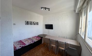 VENTA DEPARTAMENTO 2 AMBIENTES C/ DEPENDENCIA Y VISTA AL MAR