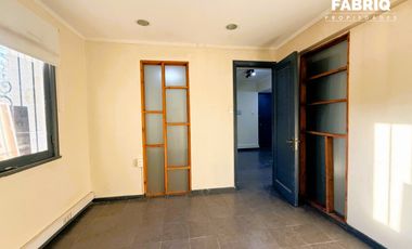 LOCAL PRIMER PISO, 55 M2/ PARQUE BUSTAMANTE