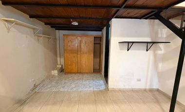 Casa PH en venta en Sarandi Oeste
