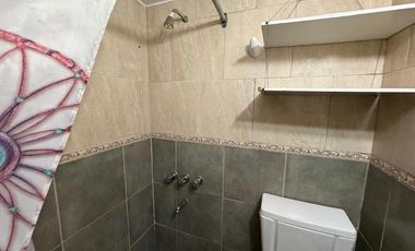 Casa PH en venta en Sarandi Oeste