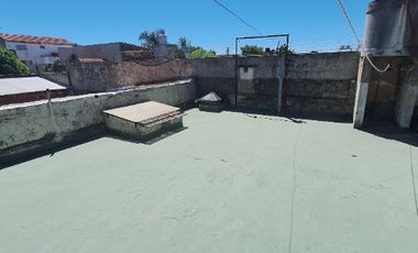 Casa PH en venta en Ezpeleta Este