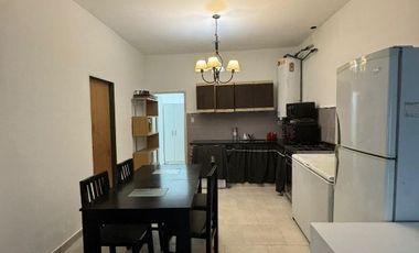 Casa PH en venta en Ezpeleta Este