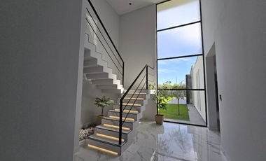 Venta Moderna Casa en La Vacherie, Mendoza