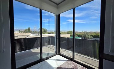 Venta Moderna Casa en La Vacherie, Mendoza