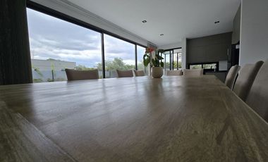 Venta Moderna Casa en La Vacherie, Mendoza