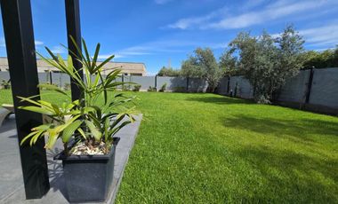 Venta Moderna Casa en La Vacherie, Mendoza