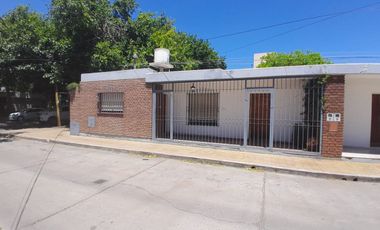 Casa 4 Habitaciones 2 Baños. Capital. Apto credito