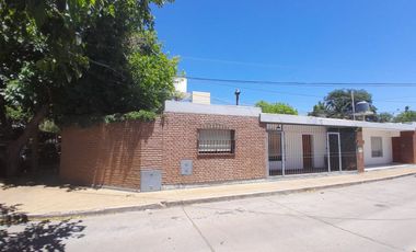 Casa 4 Habitaciones 2 Baños. Capital. Apto credito