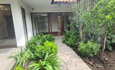Casa en arriendo en LAS CONDES
