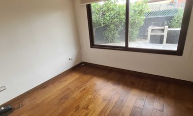 Casa en arriendo en LAS CONDES