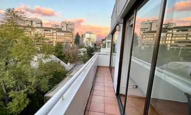 Departamento en Arriendo en AMPLIO Y EXCLUSIVO DEPTO EN LAS CONDES  110 UF (GGCC INCL)