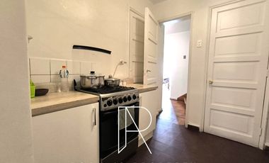 Casa en Arriendo en CASONA AMOLADA EN PROVIDENCIA TODO INCLUIDO 4D+1DS+3B+1E