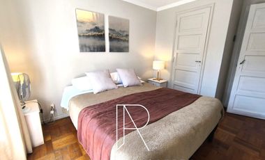 Casa en Arriendo en CASONA AMOLADA EN PROVIDENCIA TODO INCLUIDO 4D+1DS+3B+1E