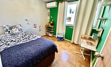 Casa en Arriendo en HERMOSA CASA AMOBLADA 3D+SERVICIO/2.5B/ E