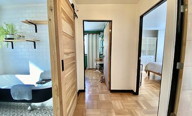 Casa en Arriendo en HERMOSA CASA AMOBLADA 3D+SERVICIO/2.5B/ E