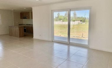Parcela en Venta en HERMOSA PARCELA DE 5000M2 CON CASA NUEVA EN VENTA PELARCO