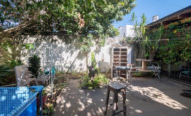 VENTA CASA DE 3 DORM Y PATIO EN CANDIOTI NORTE