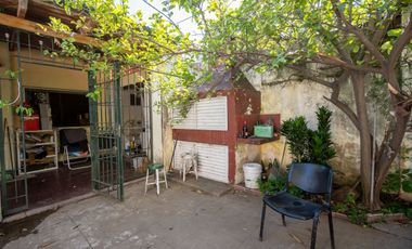 VENTA CASA DE 3 DORM Y PATIO EN CANDIOTI NORTE