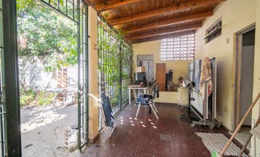 VENTA CASA DE 3 DORM Y PATIO EN CANDIOTI NORTE