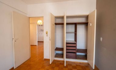 Depto 2 dorm con cochera en el centro