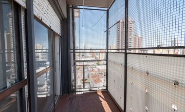 Depto 2 dorm con cochera en el centro