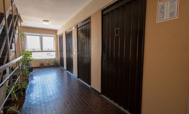 Depto 2 dorm con cochera en el centro