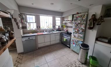 Venta Casa 4 Ambientes Quilmes