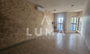 LOCAL EN PLANTA ALTA EN PLAZA MILENIO, AV. AVIACION ZONA CENTRO