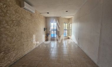 LOCAL EN PLANTA ALTA EN PLAZA MILENIO, AV. AVIACION ZONA CENTRO