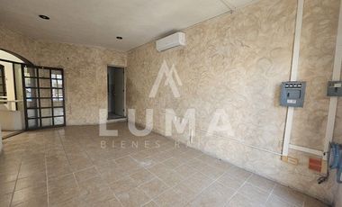 LOCAL EN PLANTA ALTA EN PLAZA MILENIO, AV. AVIACION ZONA CENTRO