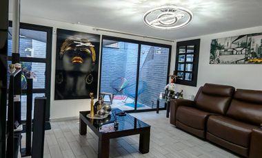 CASA REMODELADA EN MILITAR MARTE - LISTA PARA HABITAR