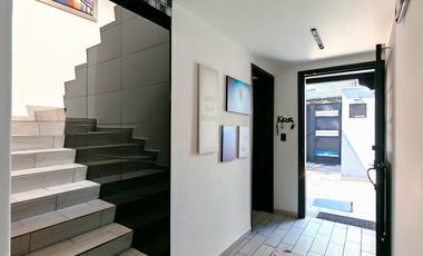 CASA REMODELADA EN MILITAR MARTE - LISTA PARA HABITAR