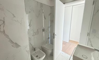 Alquiler Torre Infinity Tower 2 ambientes 2 Baños Alto Luminoso Amenities Vicente López