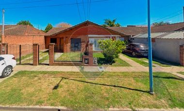 ALQUILER - CASA 4 AMBIENTES - BELÉN DE ESCOBAR