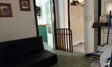 VENTA CASA 3 AMB CON PATIO Y COCHERA AVELLANEDA