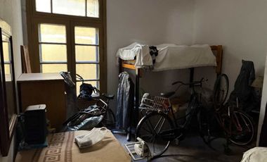 VENTA CASA 3 AMB CON PATIO Y COCHERA AVELLANEDA