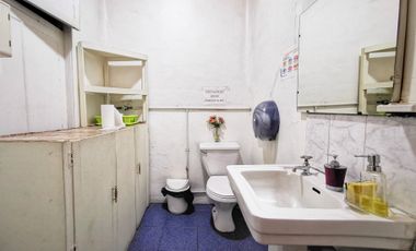 SE ARRIENDA CASA COMERCIAL, IDEAL PARA TALLER WORK CENTER