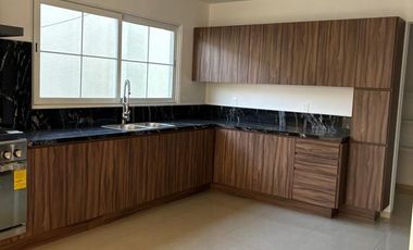 Casa nueva en venta o renta  Portofino Metepec