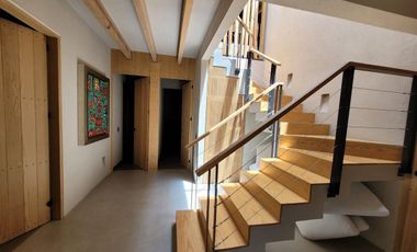 Casa de descanso en Valle de Bravo con espectacular vista al lago