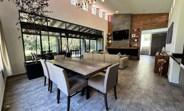 Casa en el Campo en Fraccionamiento con Amenidades de Lujo Valle de Bravo