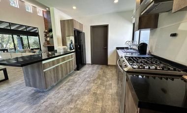 Casa en el Campo en Fraccionamiento con Amenidades de Lujo Valle de Bravo