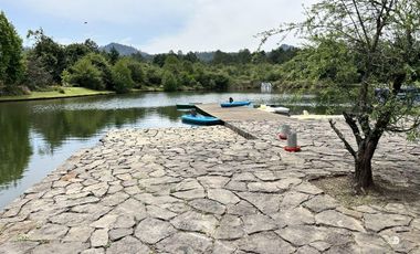 Casa en el Campo en Fraccionamiento con Amenidades de Lujo Valle de Bravo