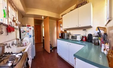 Casa en venta c/ estacionamiento en Plaza Vespucio