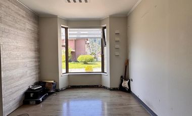 Casa en venta c/ estacionamiento en Chiguayante Sur