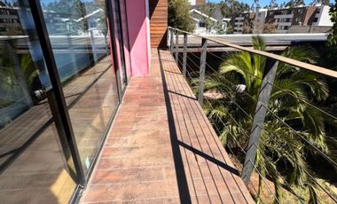 Casa en venta c/ estacionamiento en San Pedro de la Paz