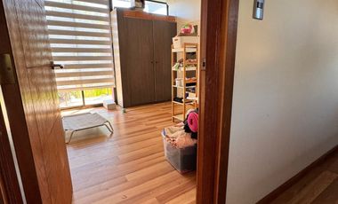 Casa en venta c/ estacionamiento en San Pedro de la Paz