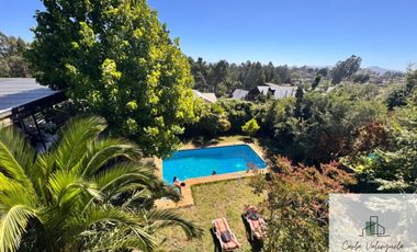 Casa en venta c/ estacionamiento en San Pedro de la Paz